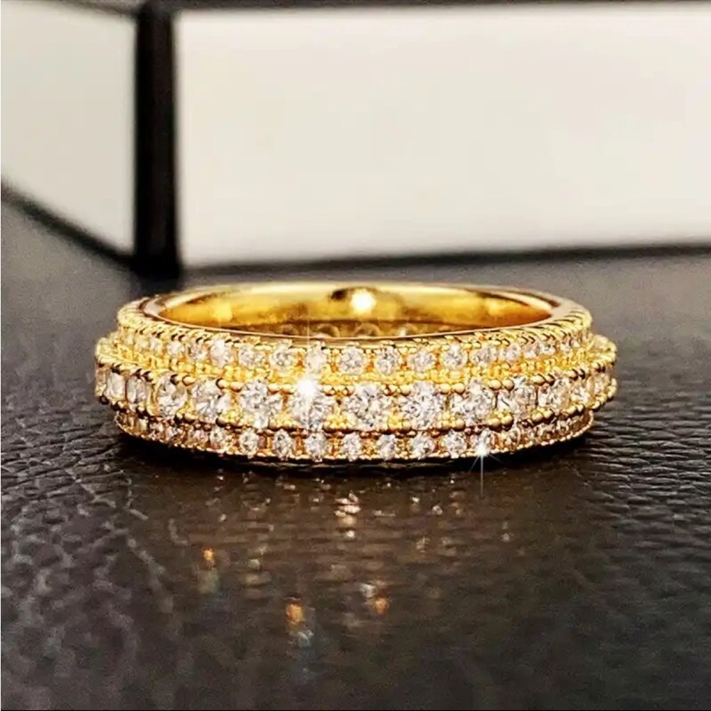 New 18K Gold Plated Unisex Full Paved Dazzling Diamond Engagement Band Ring